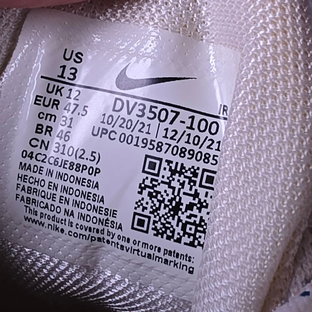 Nike Air Max Plus SE Mens 13 White Orange Blue DV3507-100 Carabiner Sneakers